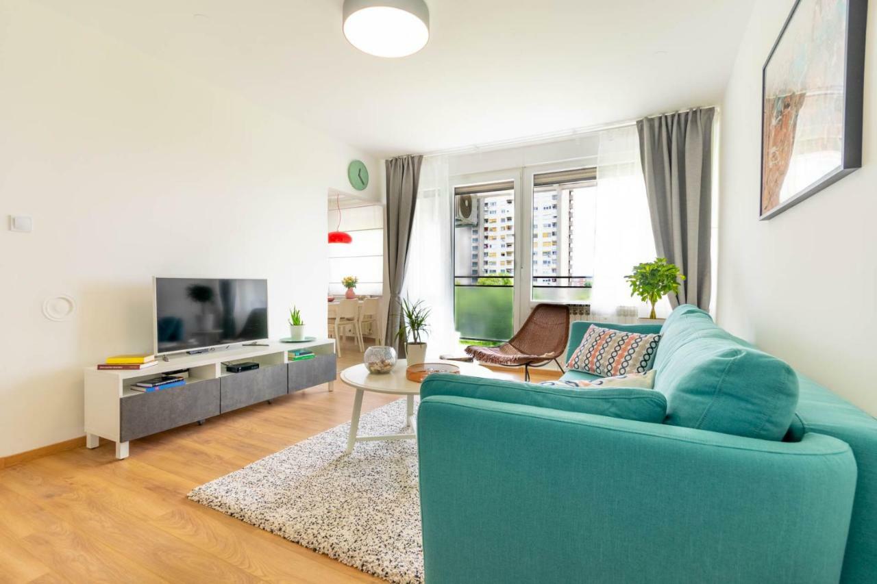 Hendrix Bridge Apartment 2 ซาเกร็บ ภายนอก รูปภาพ