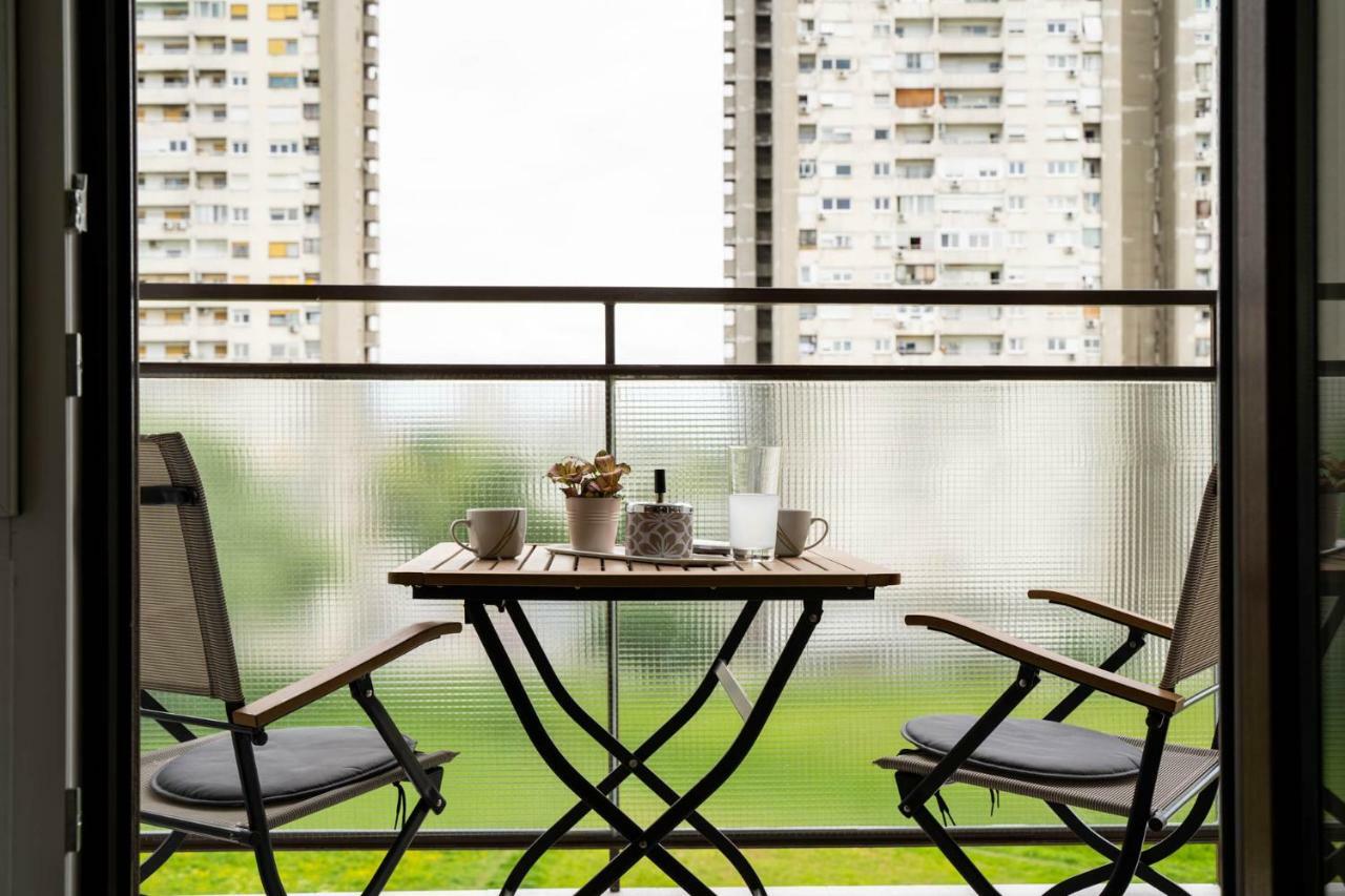 Hendrix Bridge Apartment 2 ซาเกร็บ ภายนอก รูปภาพ