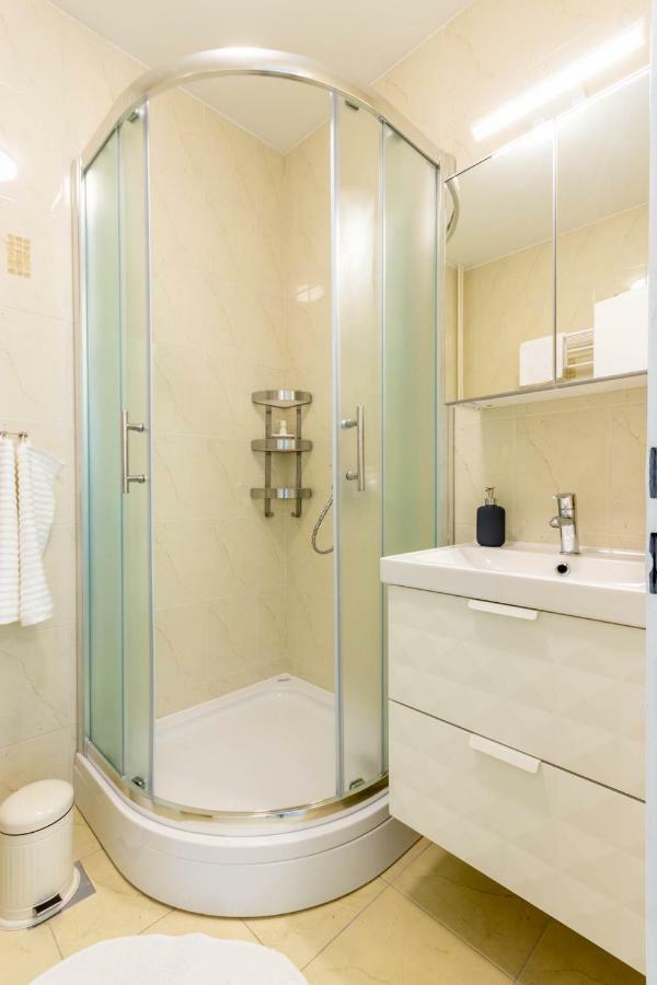 Hendrix Bridge Apartment 2 ซาเกร็บ ภายนอก รูปภาพ