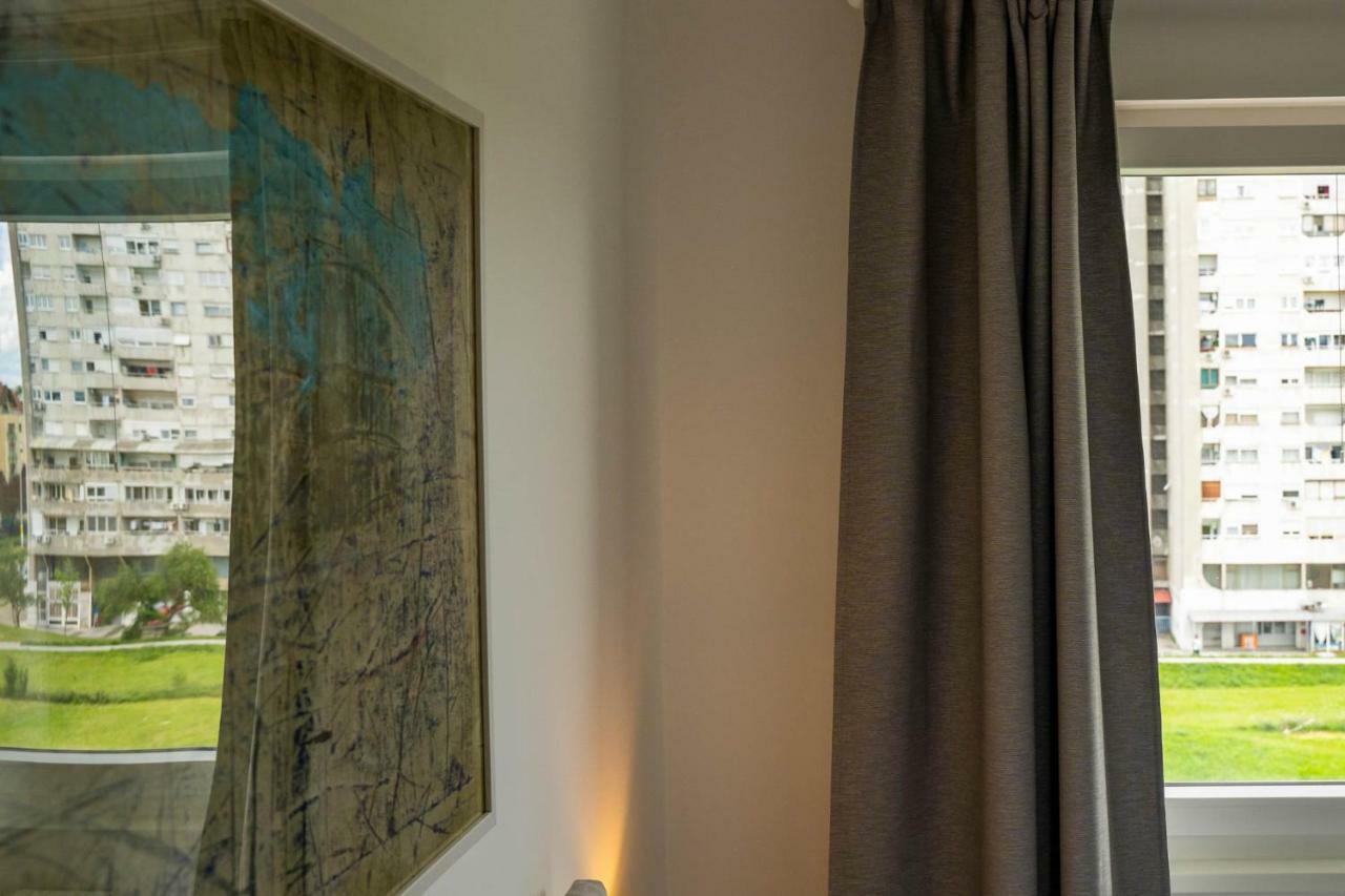 Hendrix Bridge Apartment 2 ซาเกร็บ ภายนอก รูปภาพ