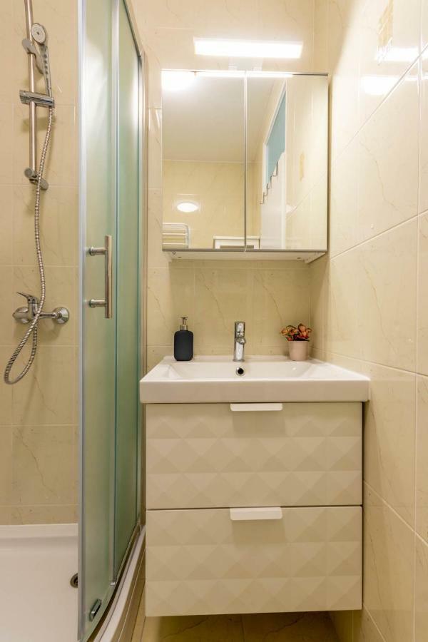 Hendrix Bridge Apartment 2 ซาเกร็บ ภายนอก รูปภาพ